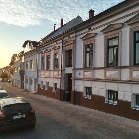 Aradi Apartman Pécs Exteriör bild
