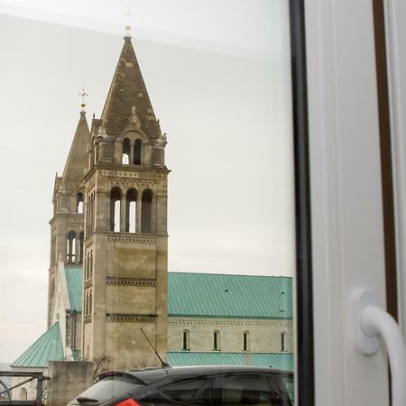 Aradi Apartman Pécs Exteriör bild