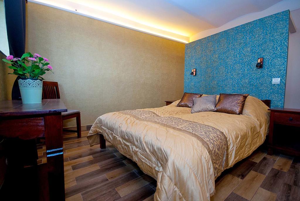 Aradi Apartman Pécs Exteriör bild